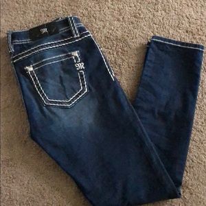 Miss me signature mid-rise skinny jean